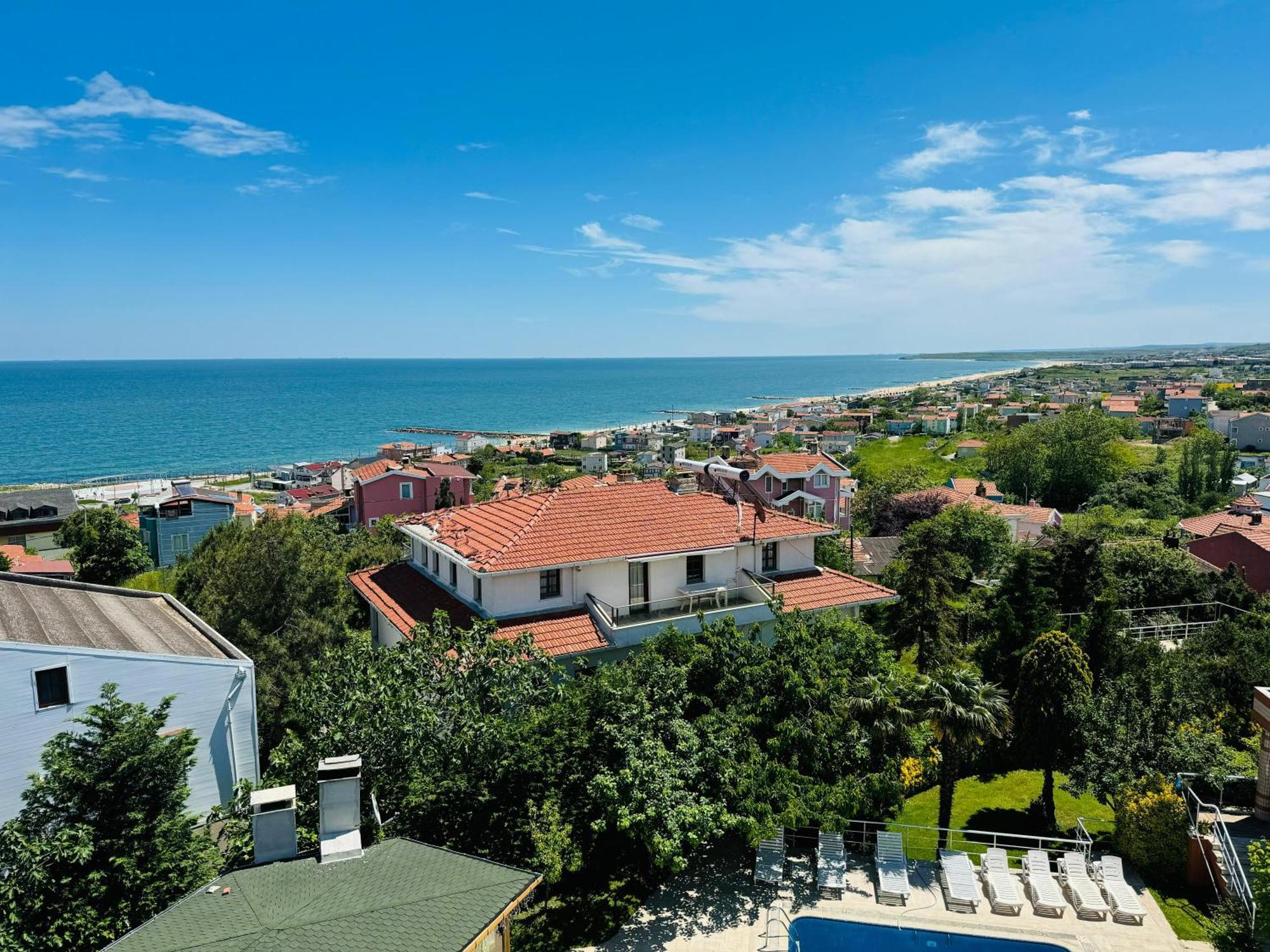 Istanbul Airport Treekos Suite Hotel Karaburun  Exterior photo