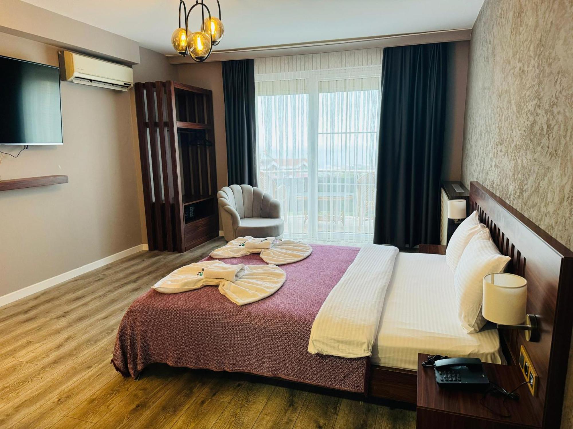 Istanbul Airport Treekos Suite Hotel Karaburun  Exterior photo