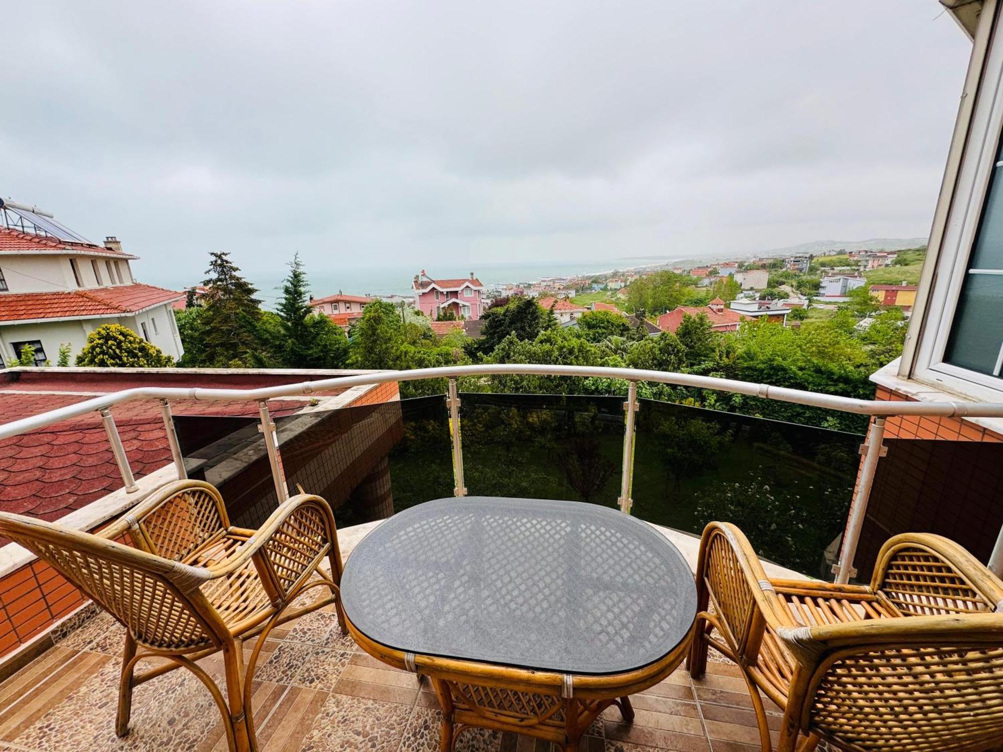 Istanbul Airport Treekos Suite Hotel Karaburun  Exterior photo