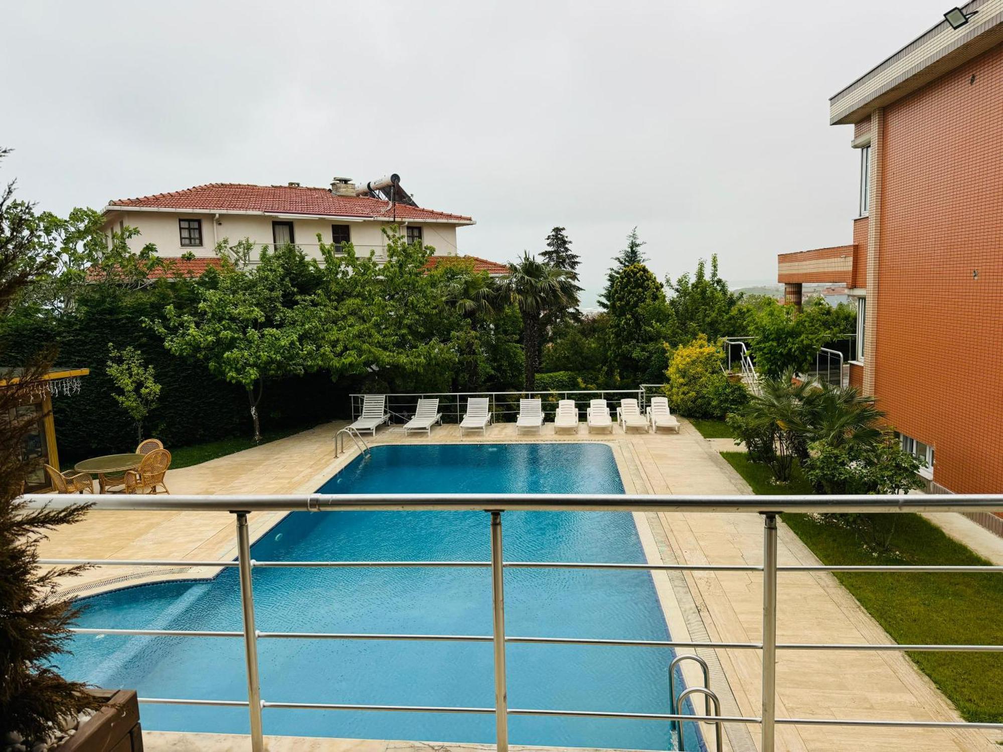 Istanbul Airport Treekos Suite Hotel Karaburun  Exterior photo